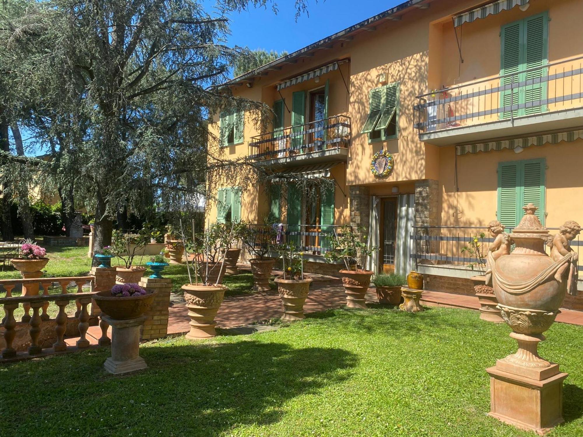 Barbara'S Apartment Mercatale Val Di Pesa Exterior photo